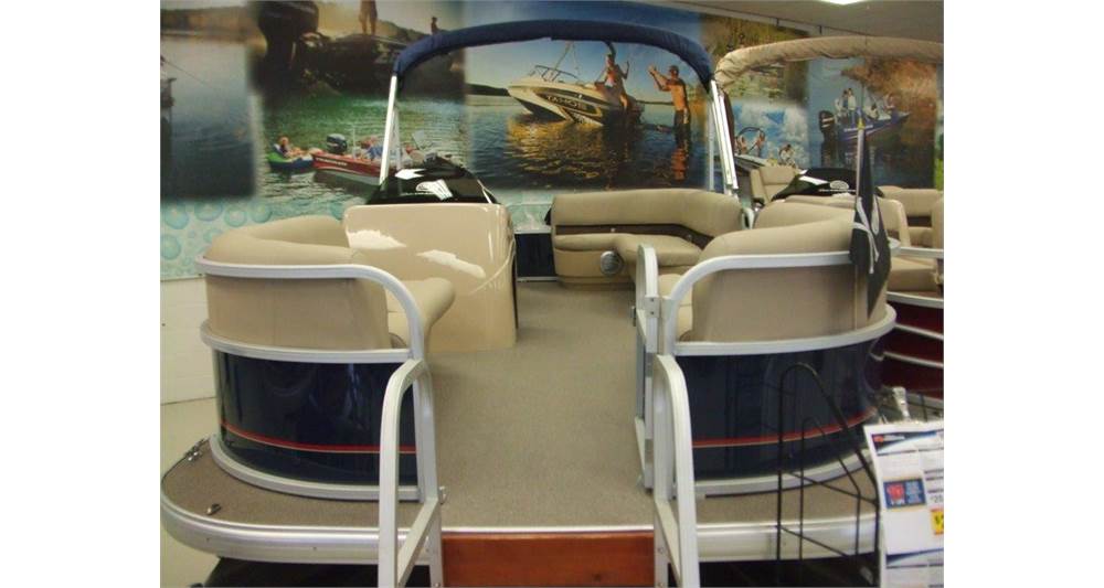 2019 Suntracker Party Barge 18 Indian Lake Marine N61269